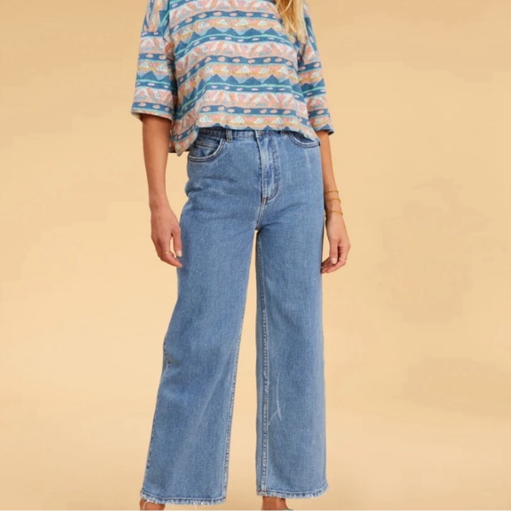 Billabong x The Salty Blonde High Rise Wide Leg Light Wash Jeans, size 29